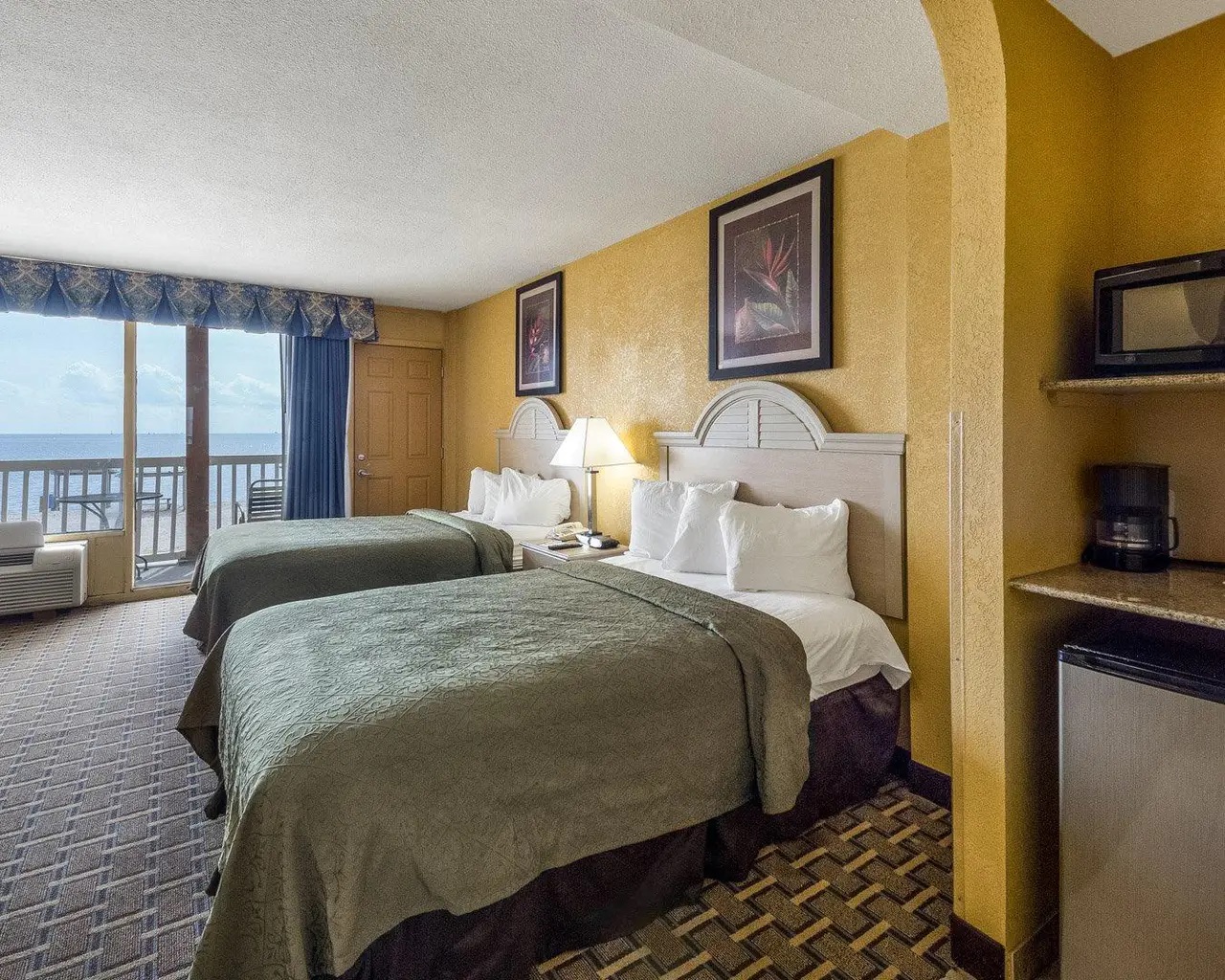 Suite Non-Smoking Double Deluxe Ocean View